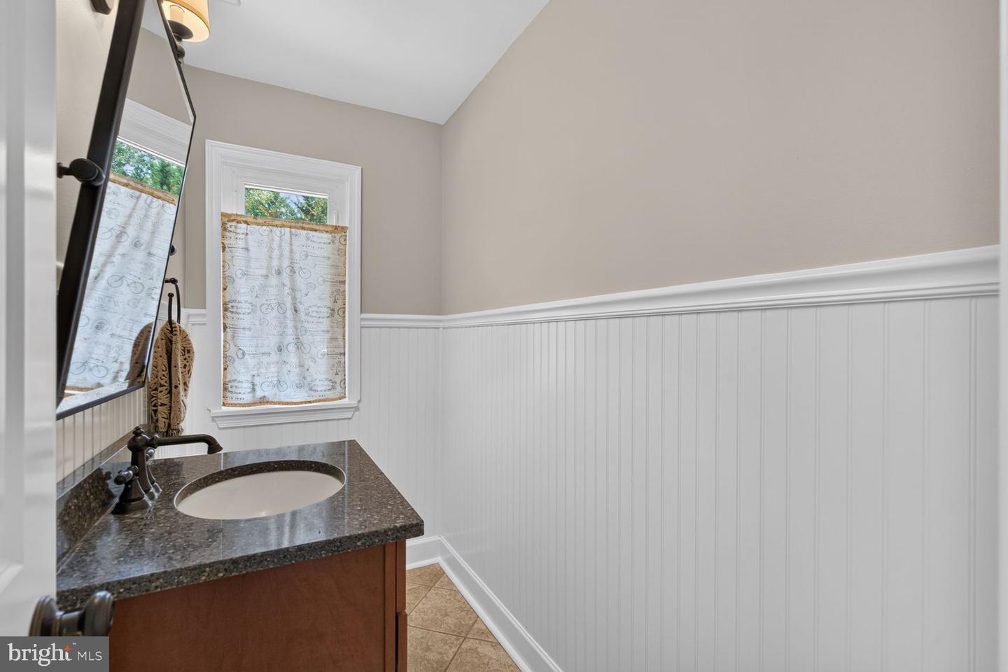 6273 Occoquan Forest Dr Property Photo 34