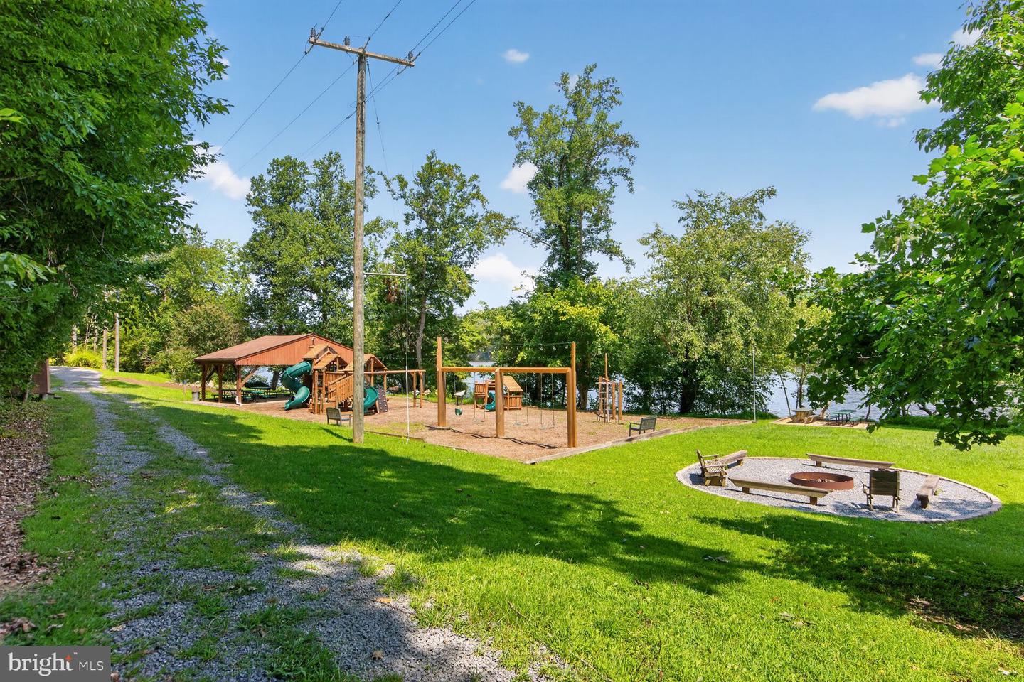 6273 Occoquan Forest Dr Property Photo 37