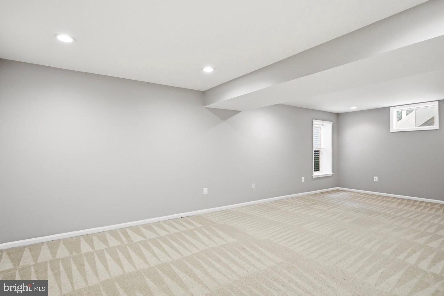 16542 Reservoir Loop Property Photo 11