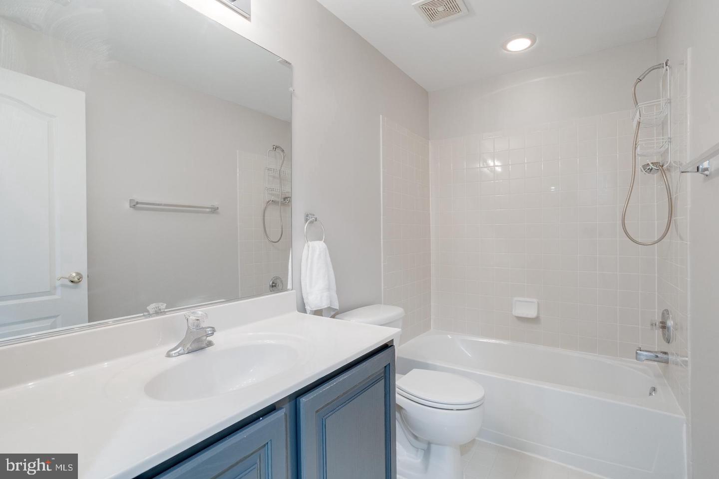 16542 Reservoir Loop Property Photo 16