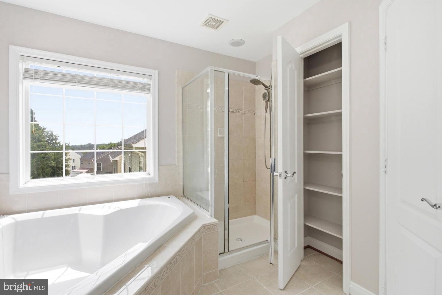 16542 Reservoir Loop Property Photo 24