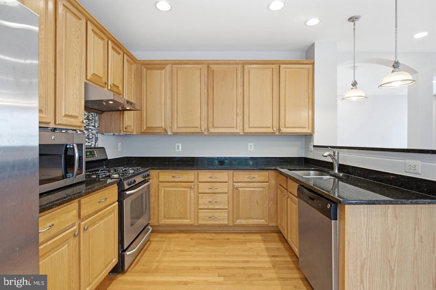 16542 Reservoir Loop Property Photo 34