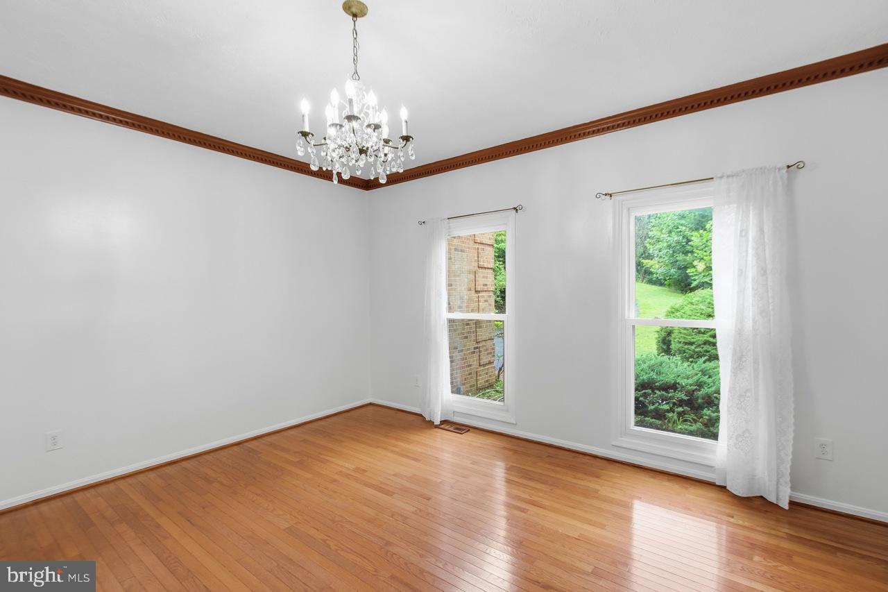 6001 River Forest Dr Property Photo 2