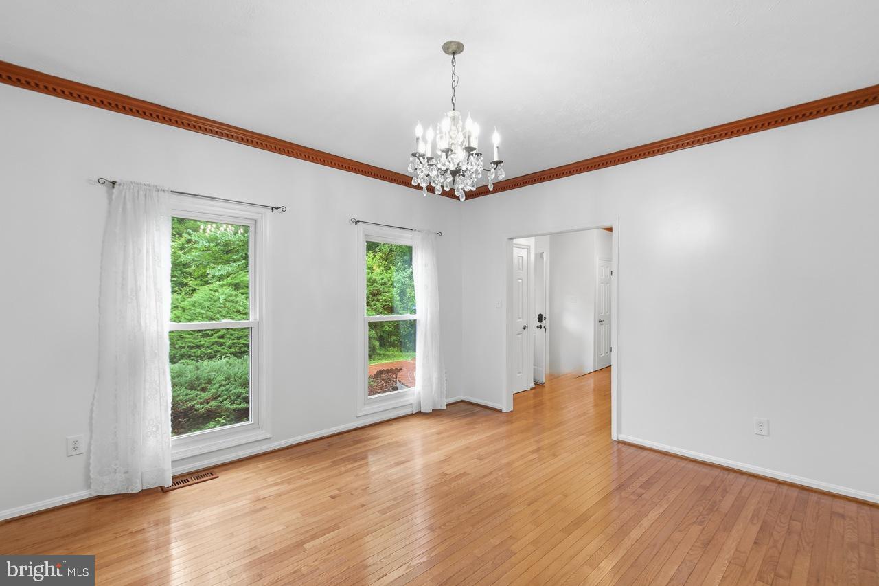 6001 River Forest Dr Property Photo 3