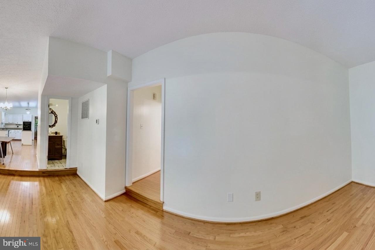 6001 River Forest Dr Property Photo 10