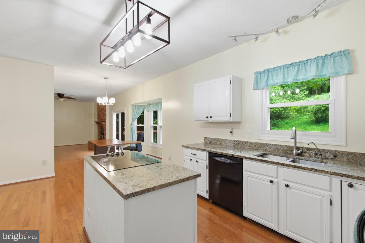6001 River Forest Dr Property Photo 16