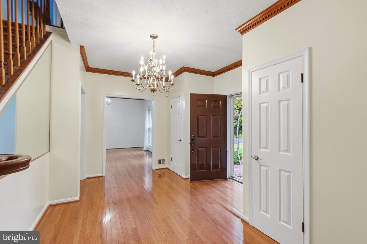 6001 River Forest Dr Property Photo 36