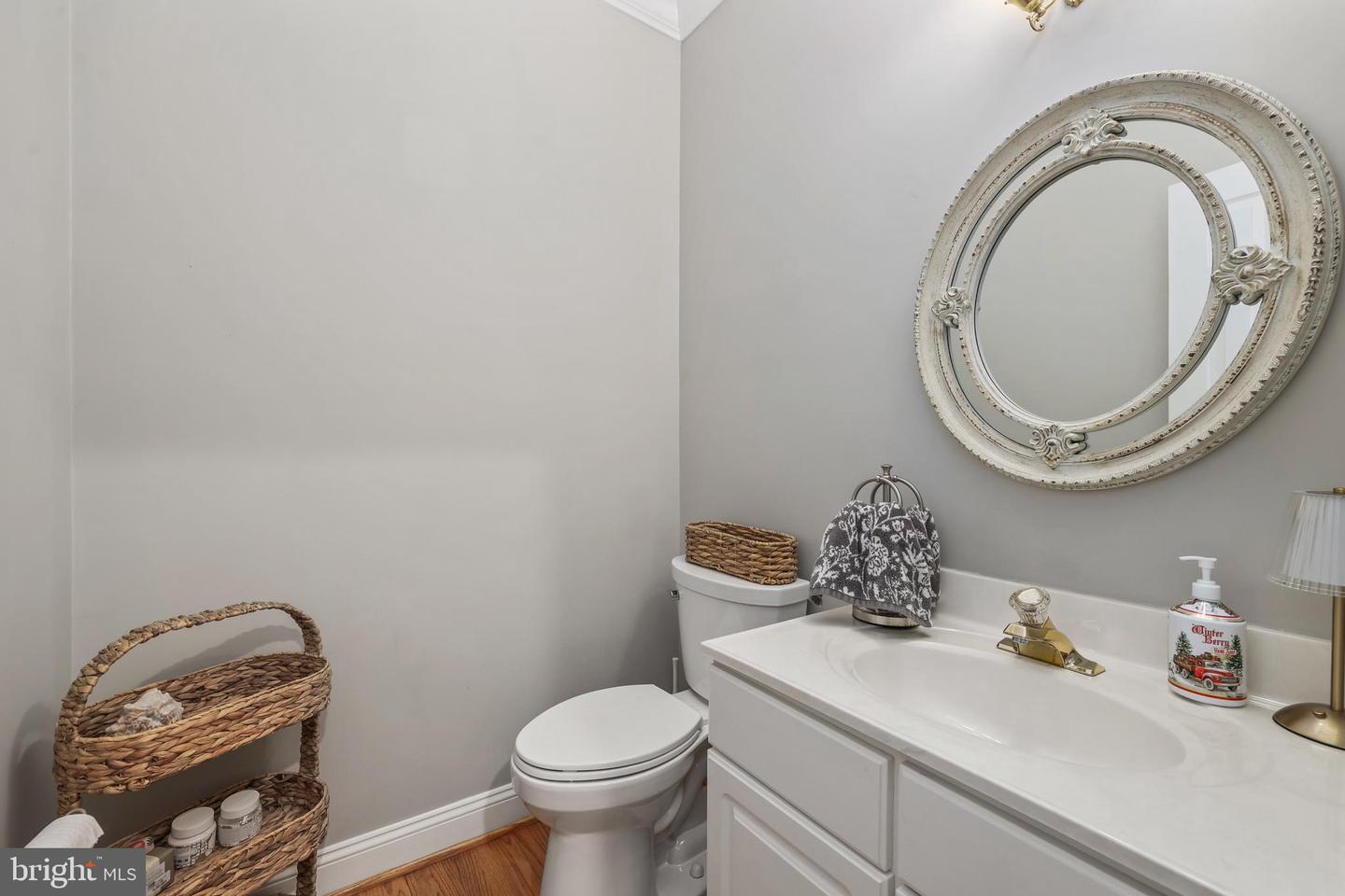 8050 Amsterdam Ct Property Photo 27