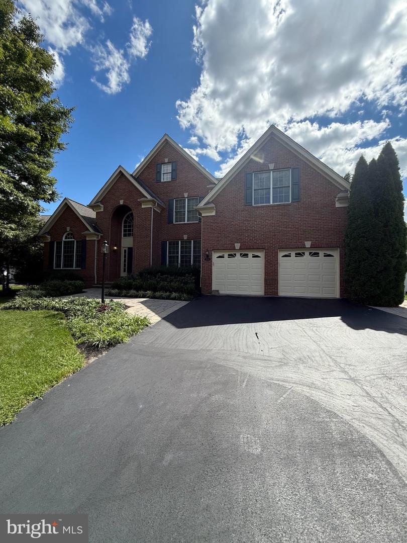 15081 Sycamore Hills Pl Property Photo 1