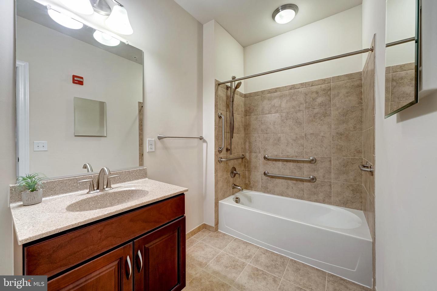 15110 Heather Mill Lane #307 Property Photo 32