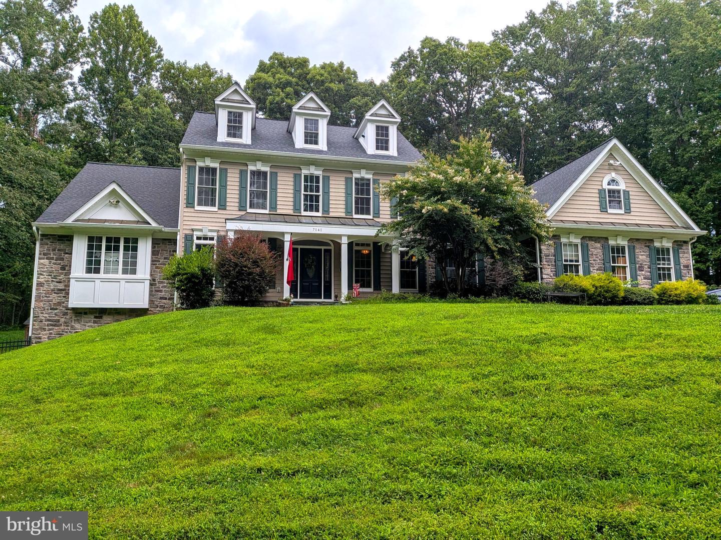 7040 Hoadly Rd Property Photo 1