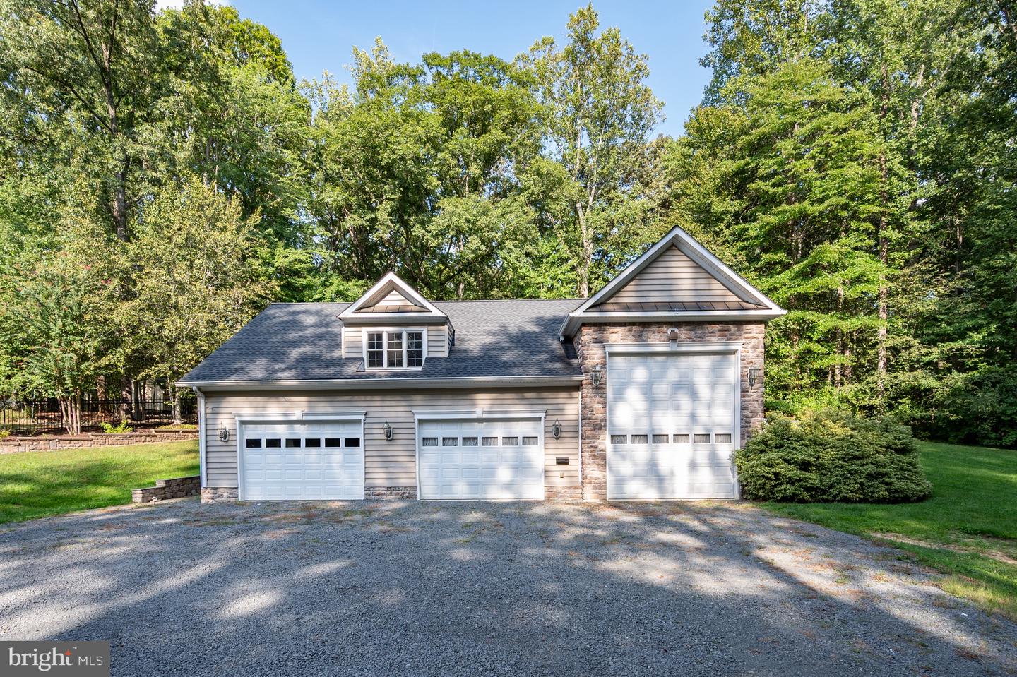 7040 Hoadly Rd Property Photo 96
