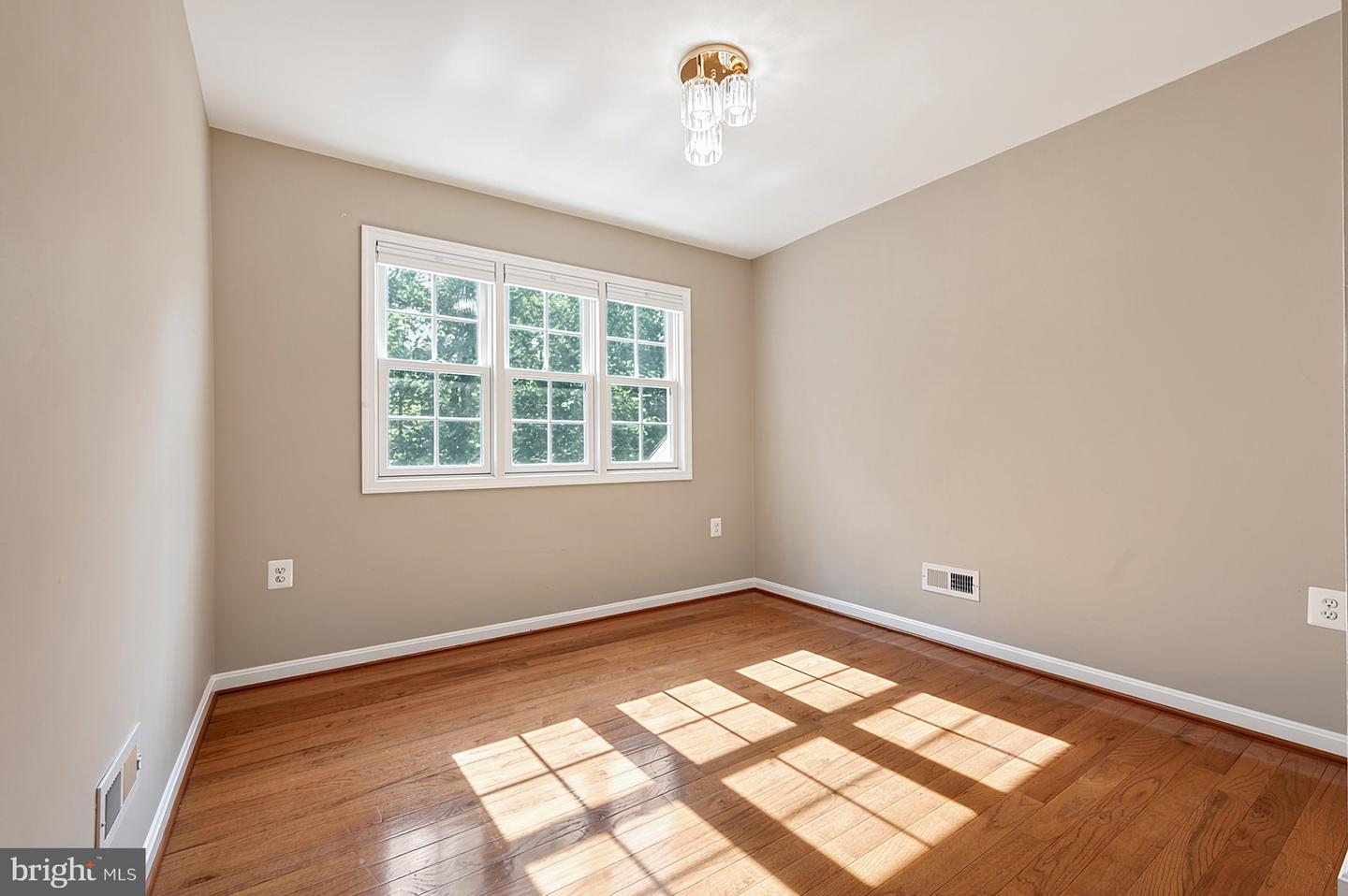 7040 Hoadly Rd Property Photo 103