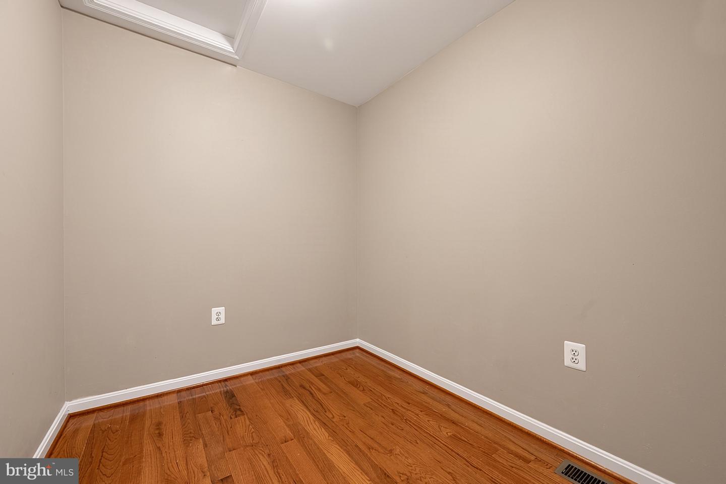 7040 Hoadly Rd Property Photo 114