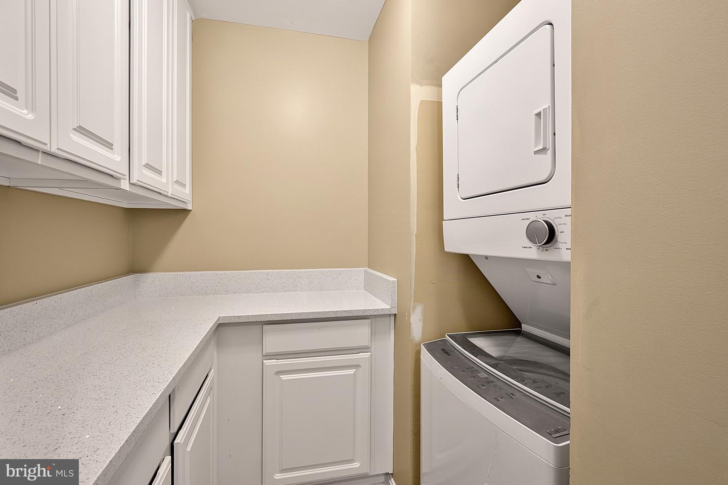 7040 Hoadly Rd Property Photo 117