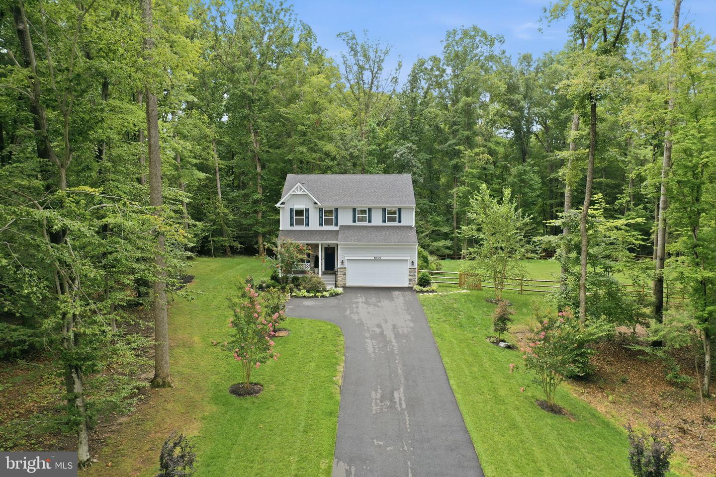 8405 Sinclair Mill Rd Property Photo 7