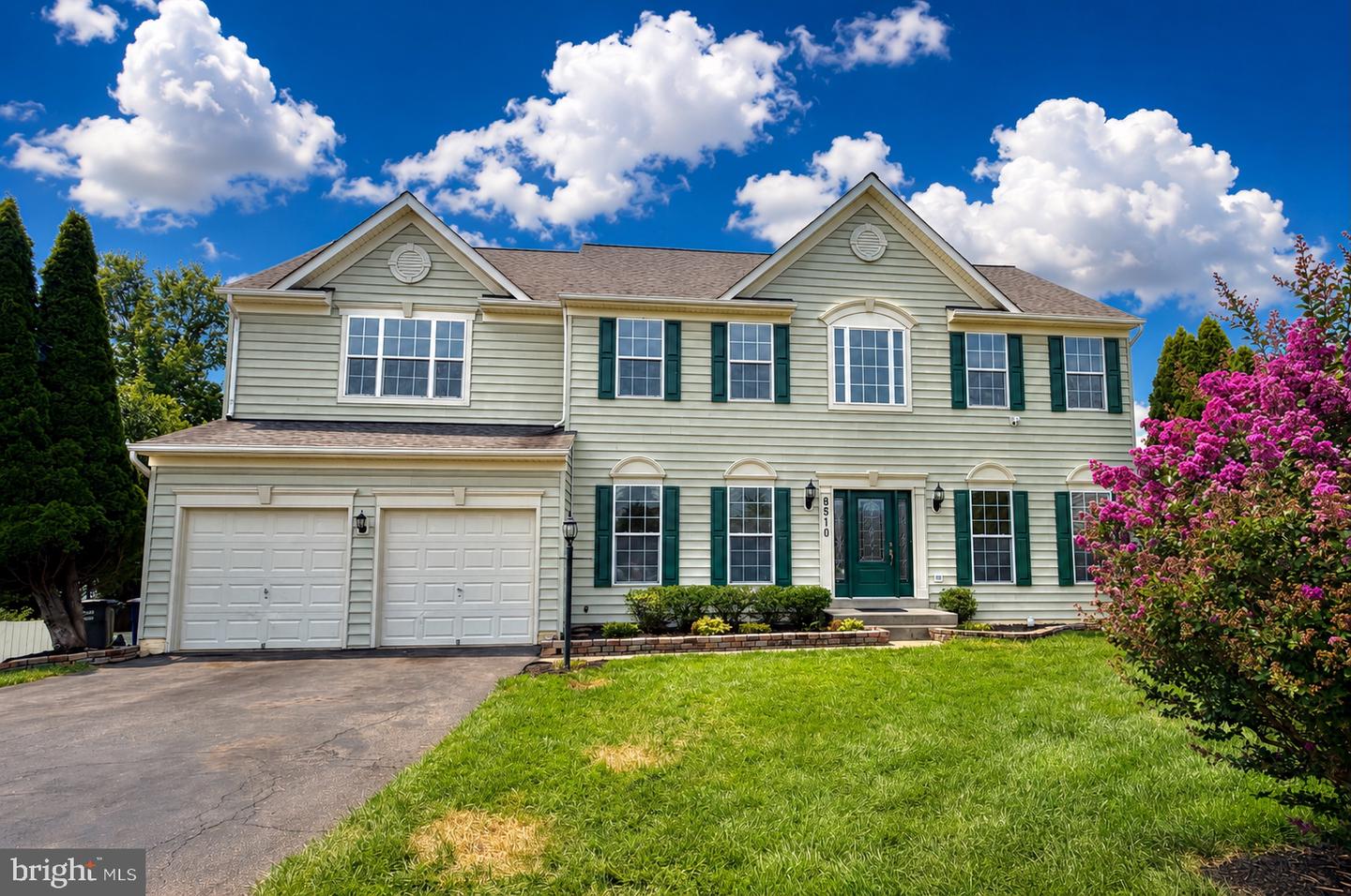 8510 LANIER OVERLOOK CT Property Photo 1