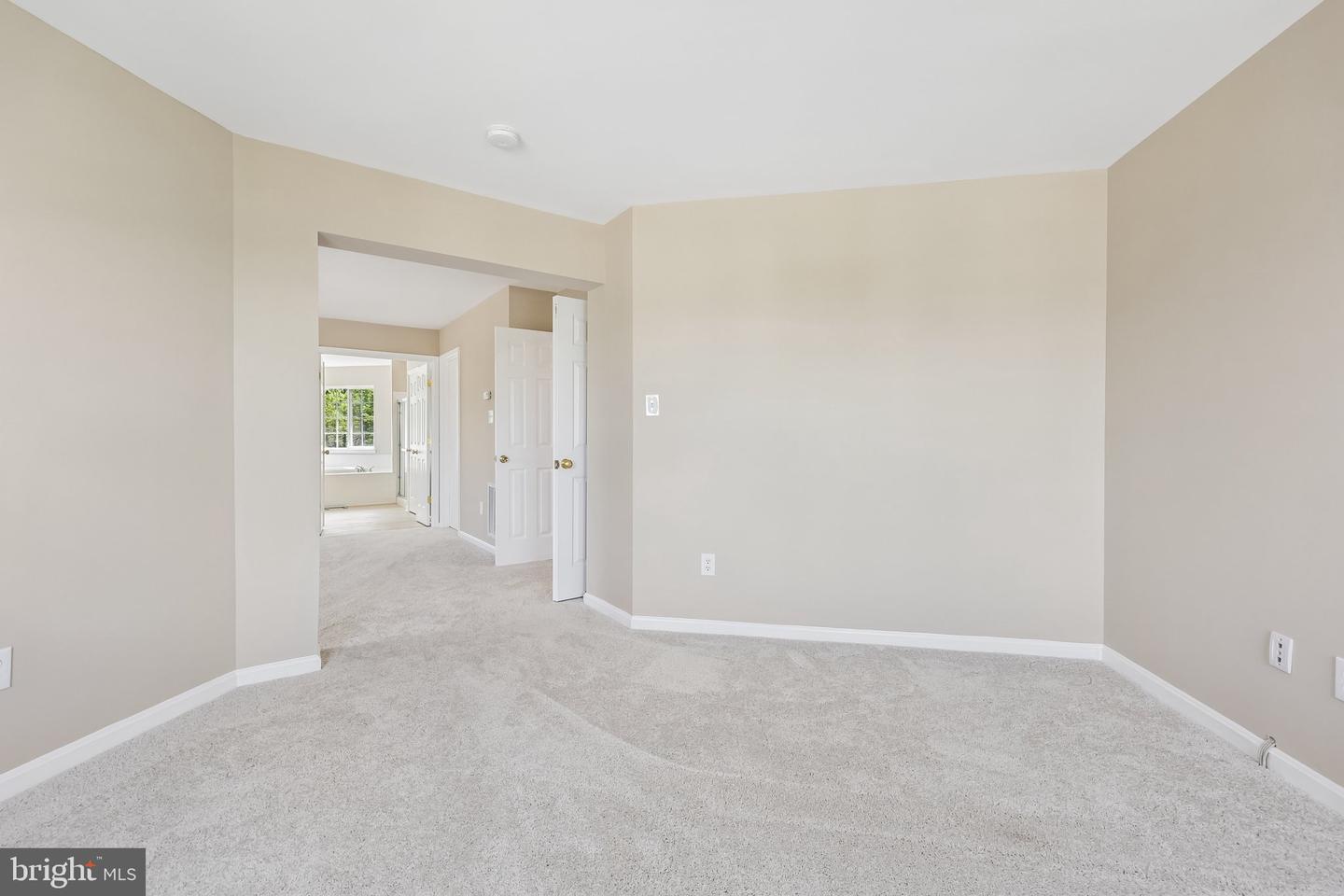 8510 Lanier Overlook Ct Property Photo 22