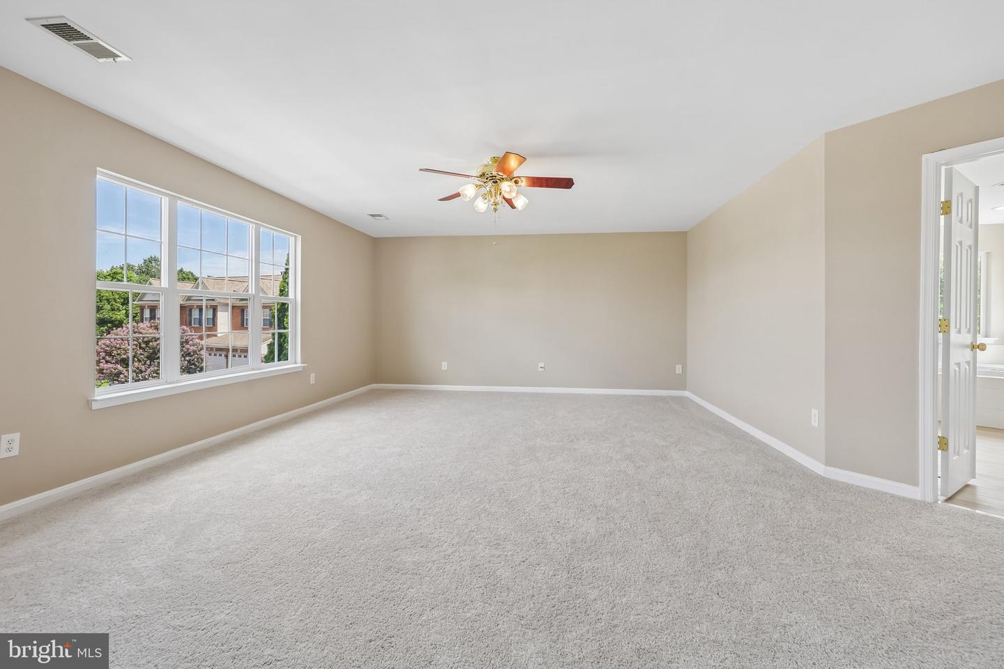 8510 Lanier Overlook Ct Property Photo 24