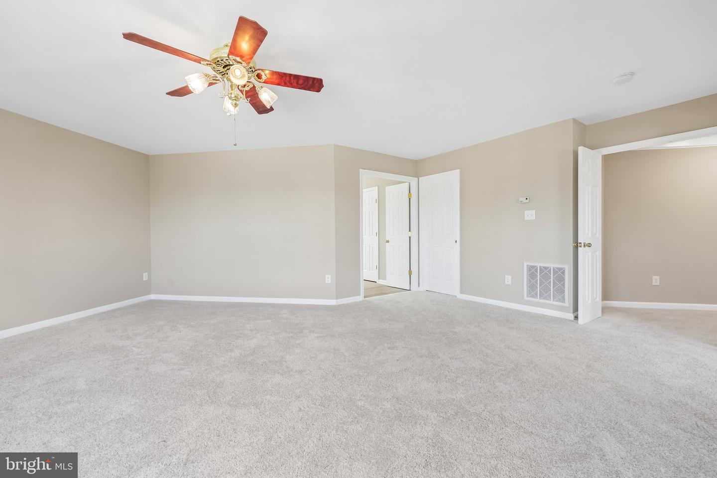 8510 Lanier Overlook Ct Property Photo 25