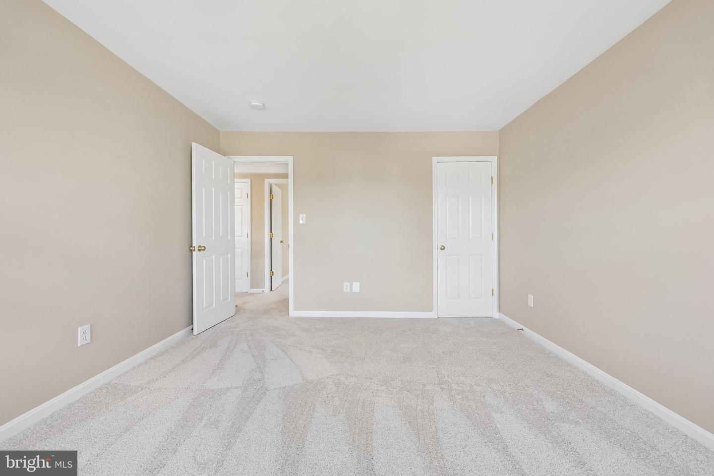 8510 Lanier Overlook Ct Property Photo 34