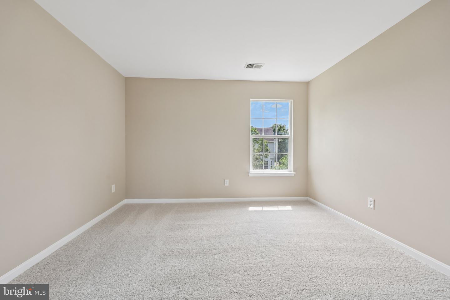 8510 Lanier Overlook Ct Property Photo 34