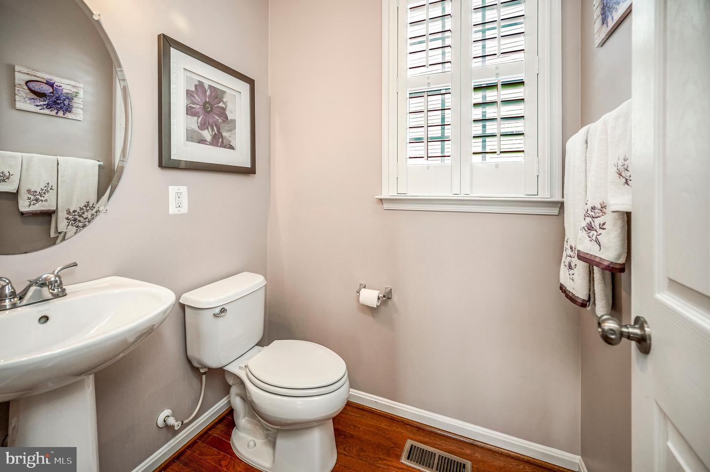 15217 Santander Dr Property Photo 28