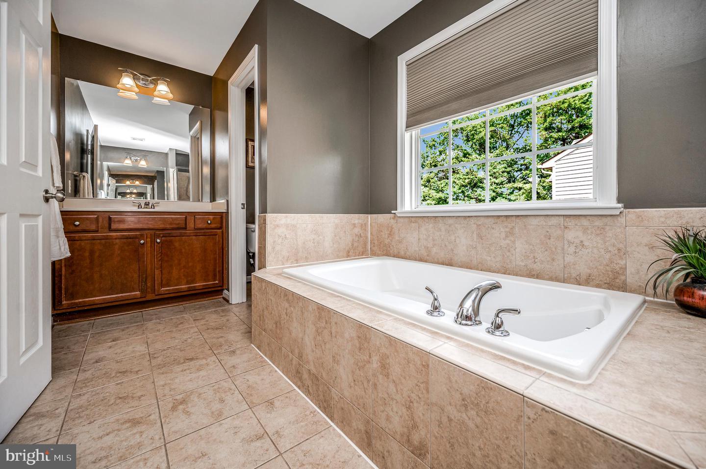 15217 Santander Dr Property Photo 38