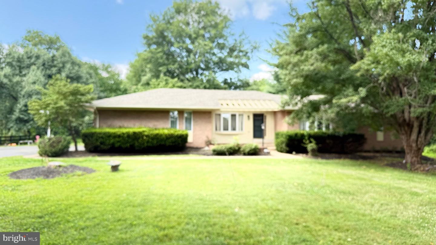4800 Maurine Ct Property Photo 10