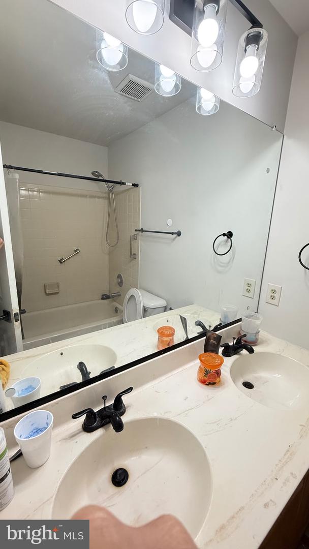 4800 Maurine Ct Property Photo 24