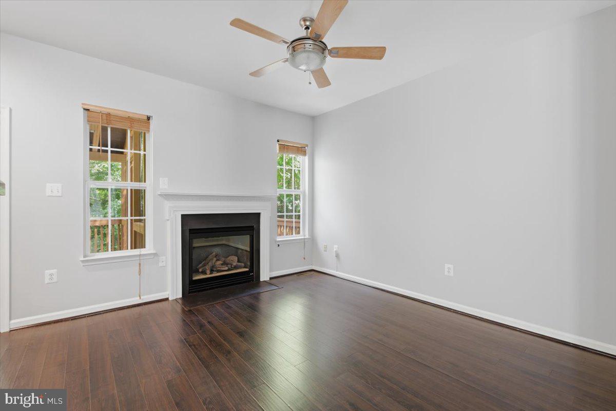 15539 Miller School Pl Property Photo 10