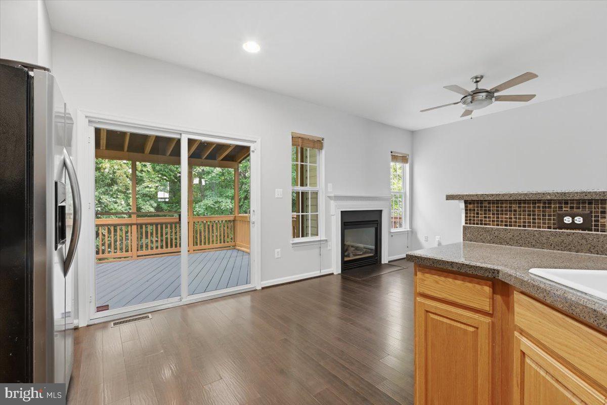 15539 Miller School Pl Property Photo 15