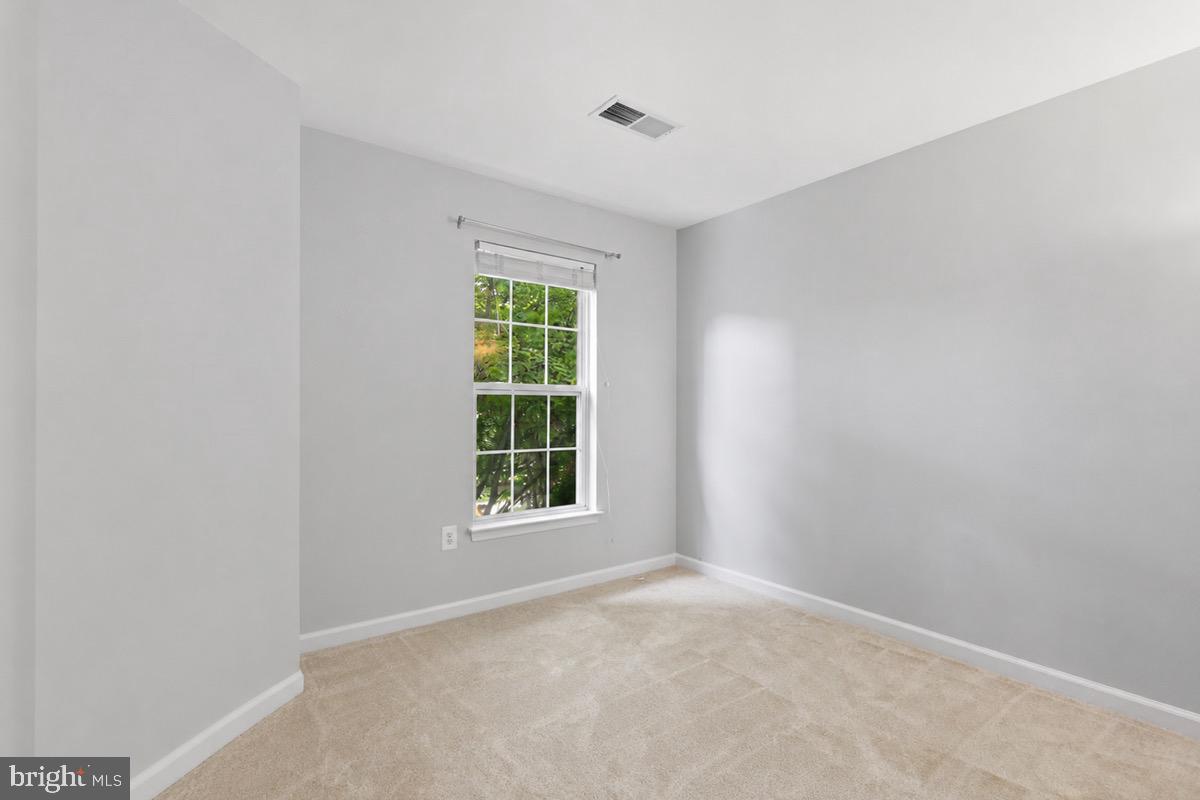 15539 Miller School Pl Property Photo 26
