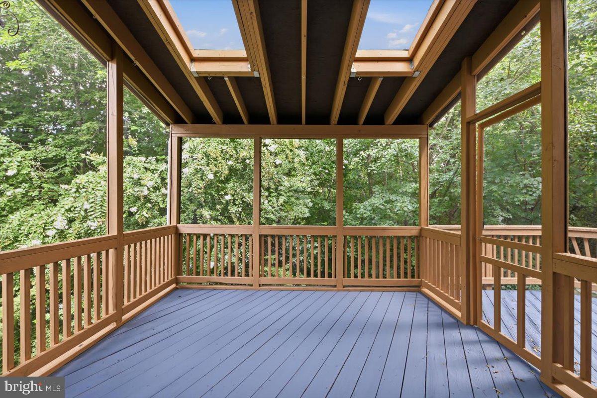 15539 Miller School Pl Property Photo 33