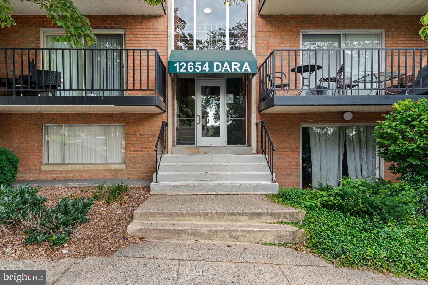 12654 Dara Dr #203 Property Photo 2
