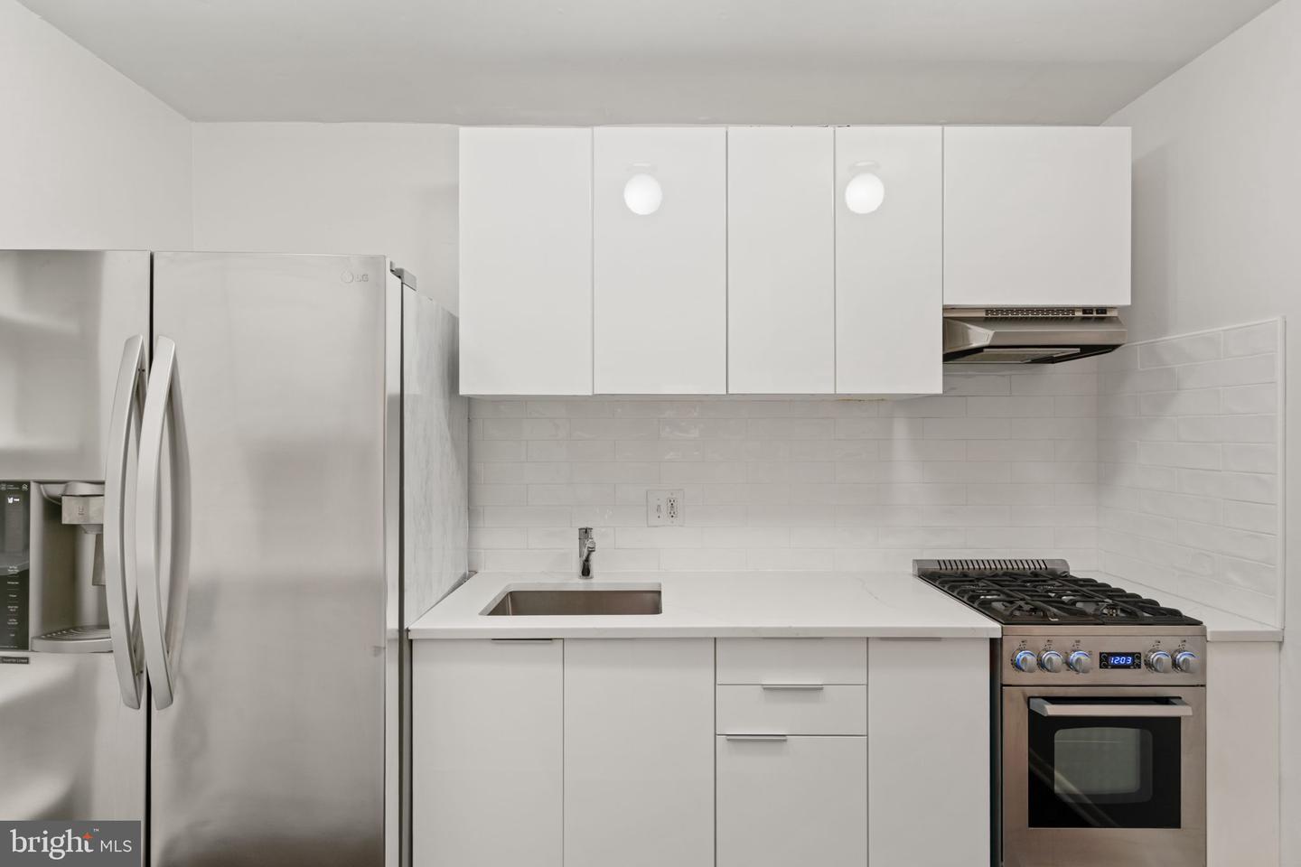 12654 Dara Dr #203 Property Photo 13