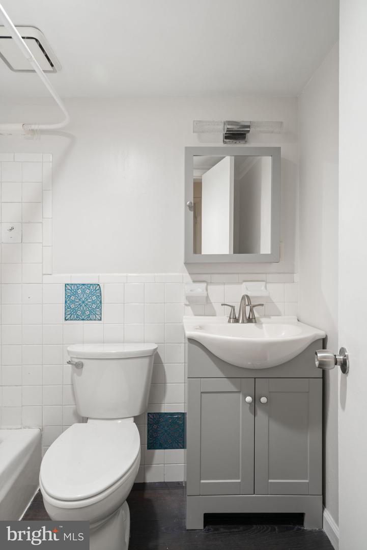 12654 Dara Dr #203 Property Photo 18