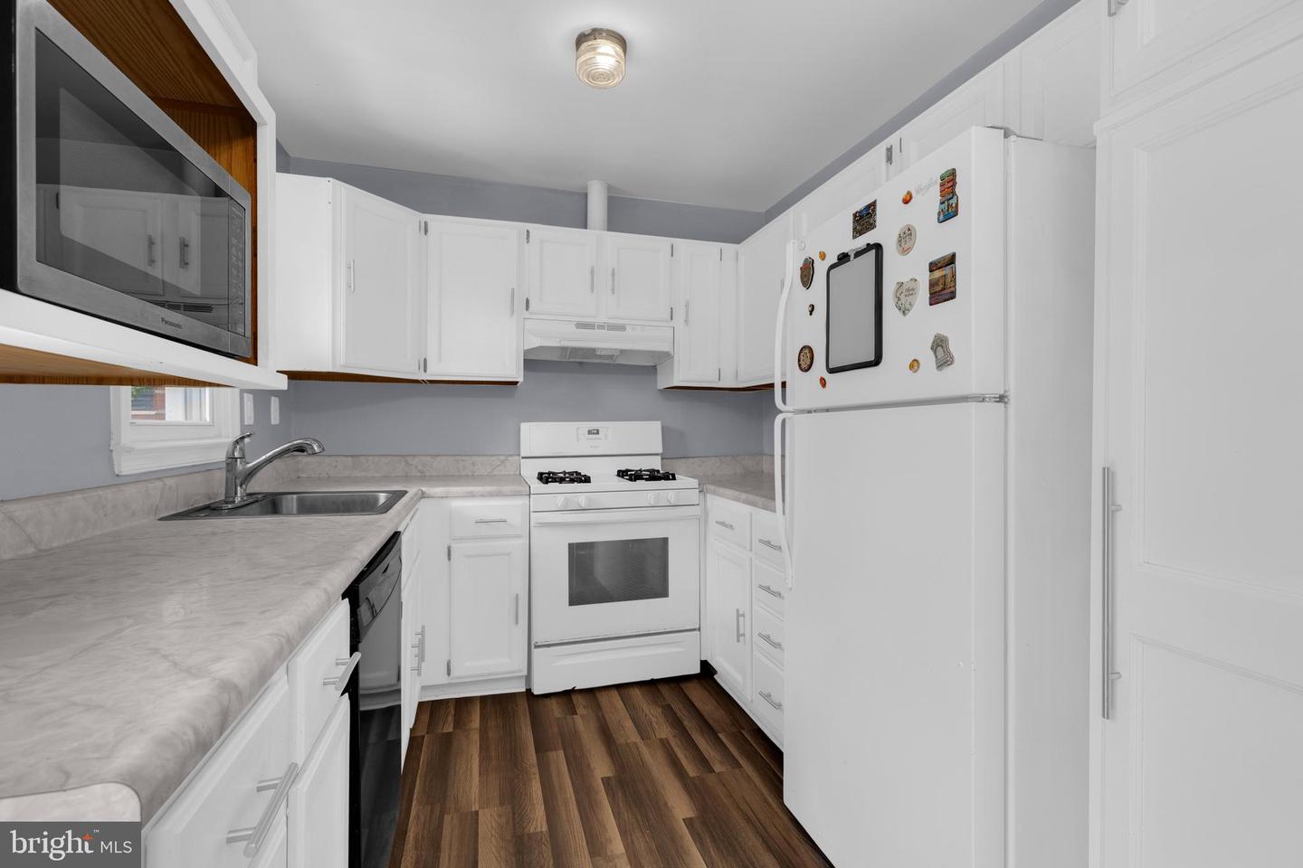 10109 Lomond Dr Property Photo 24