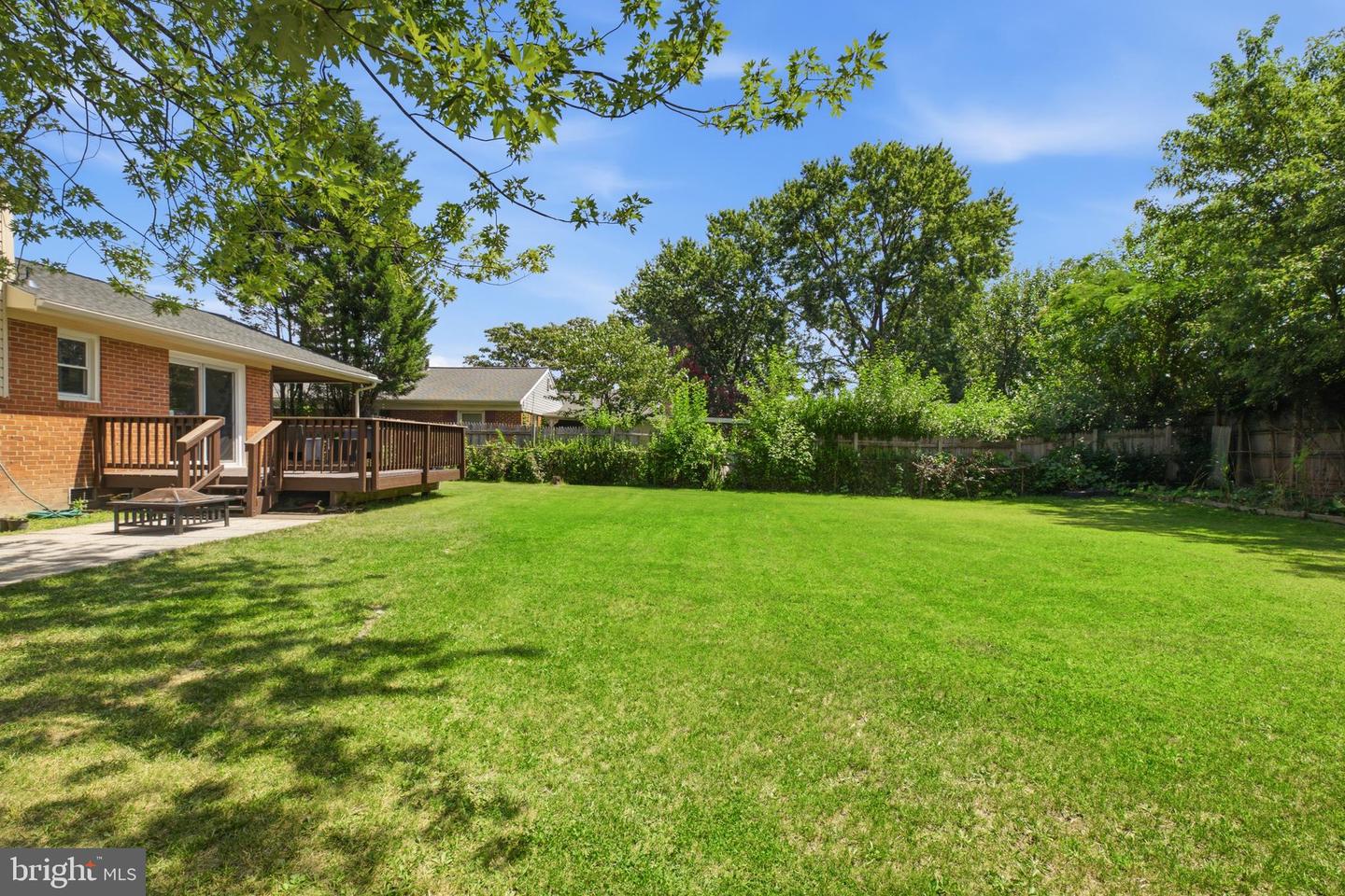 10109 Lomond Dr Property Photo 28