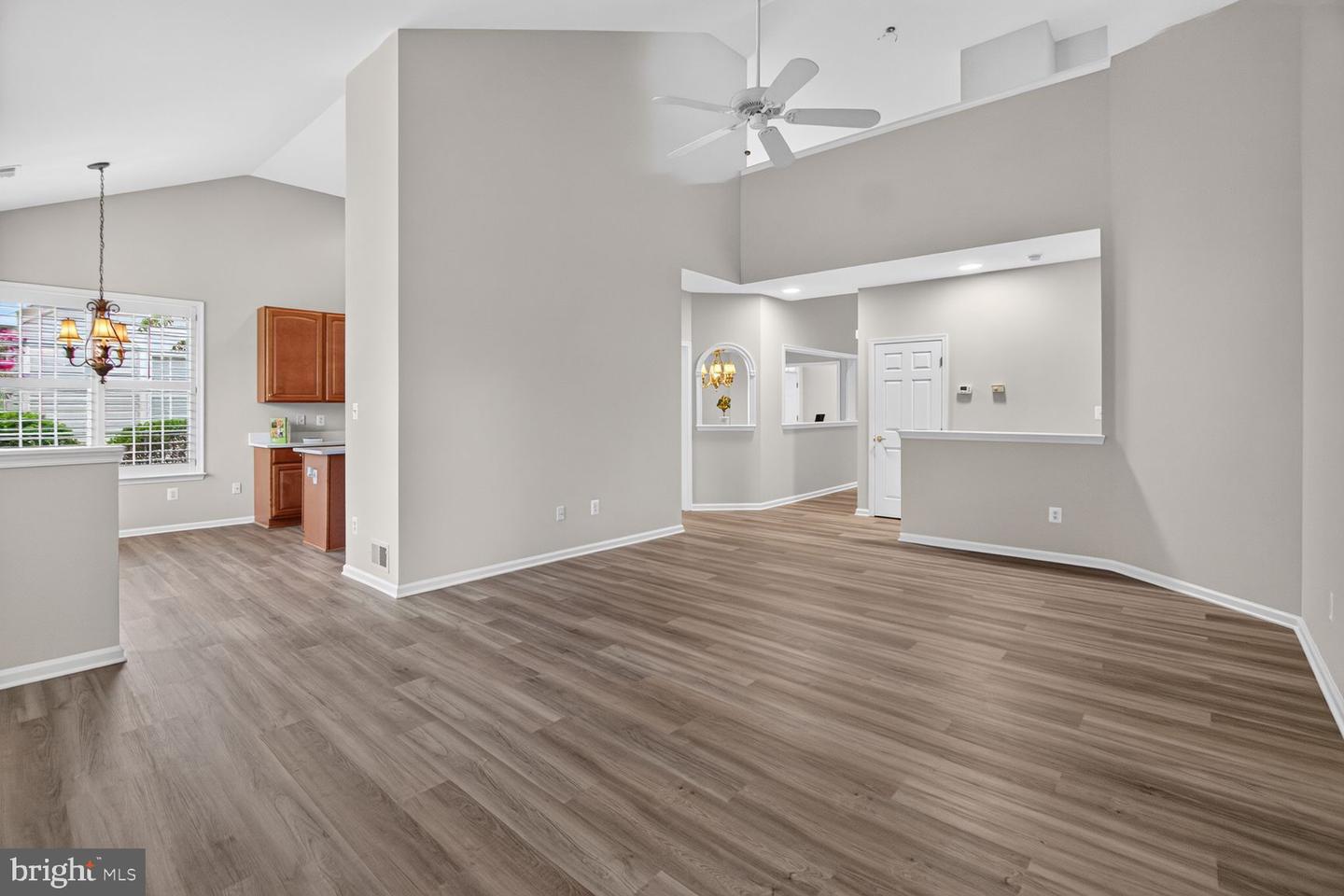 13039 Triple Crown Loop Property Photo 18