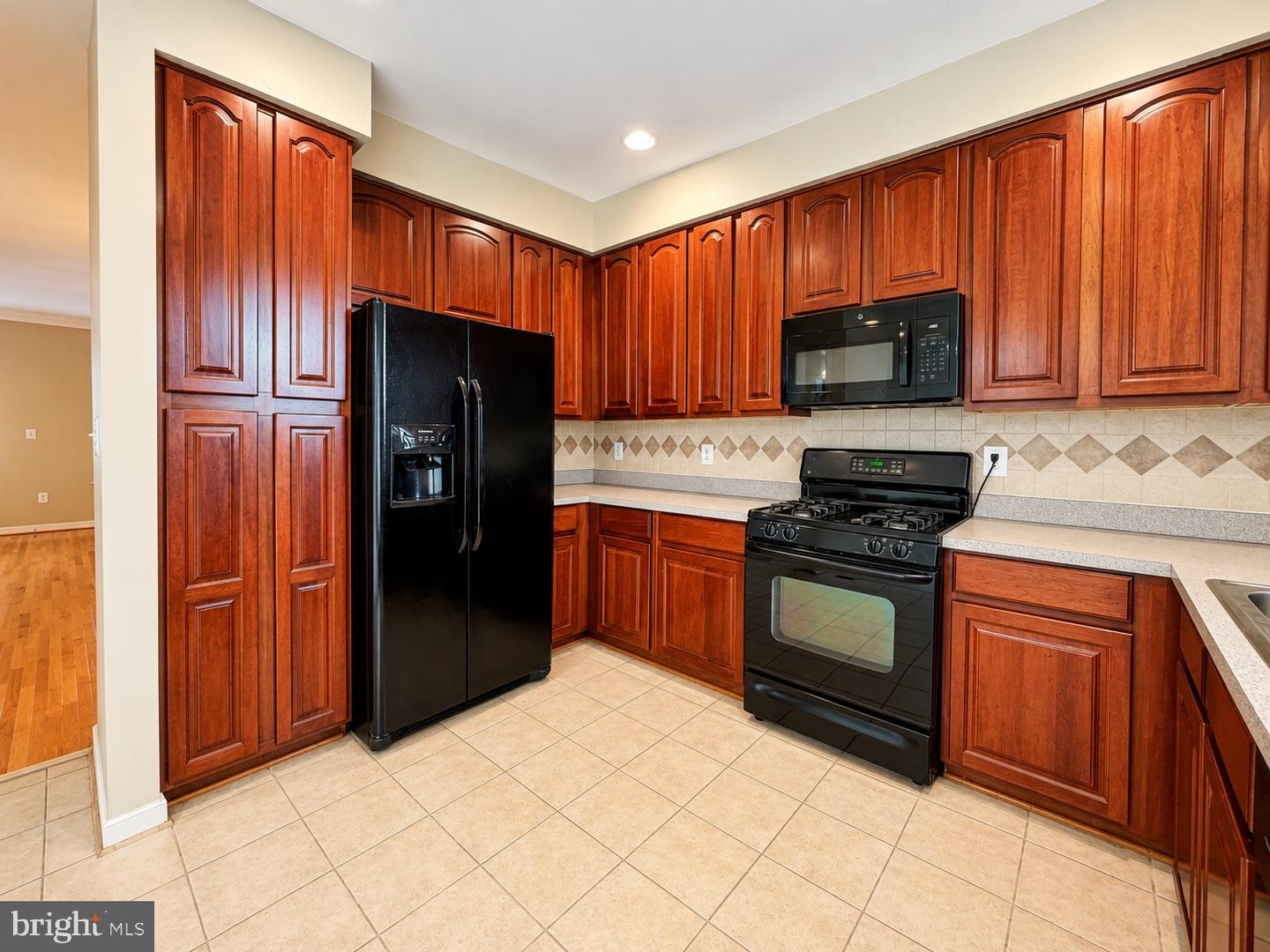 6065 Ticket Way Property Photo 5