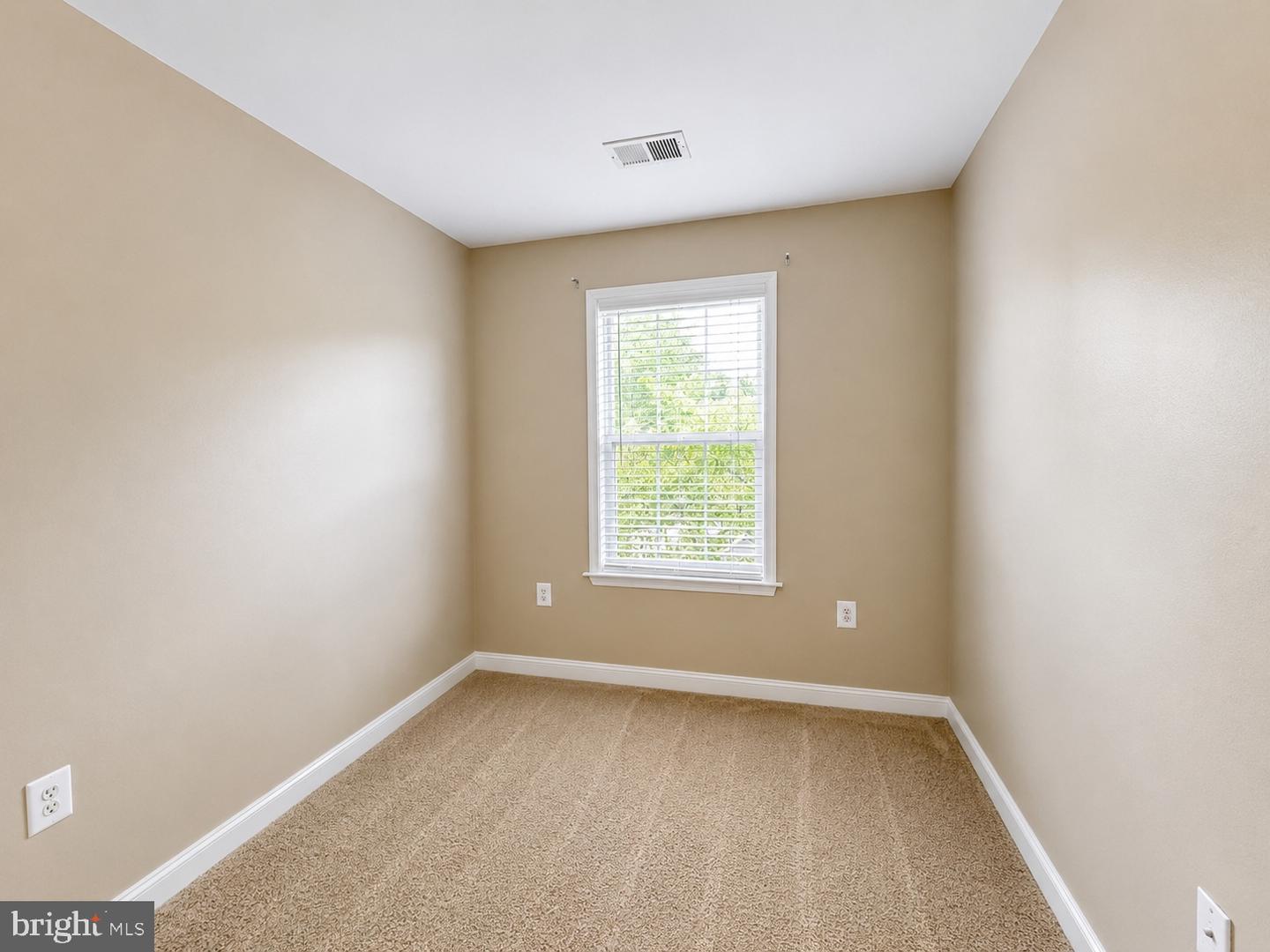 6065 Ticket Way Property Photo 19