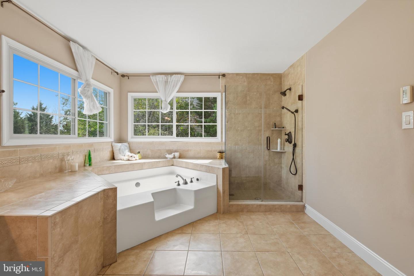 10952 Thistlewood Ct Property Photo 21