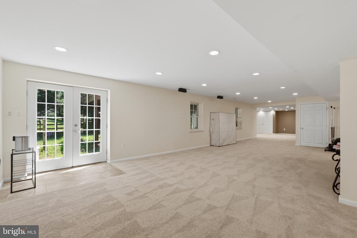 10952 Thistlewood Ct Property Photo 27
