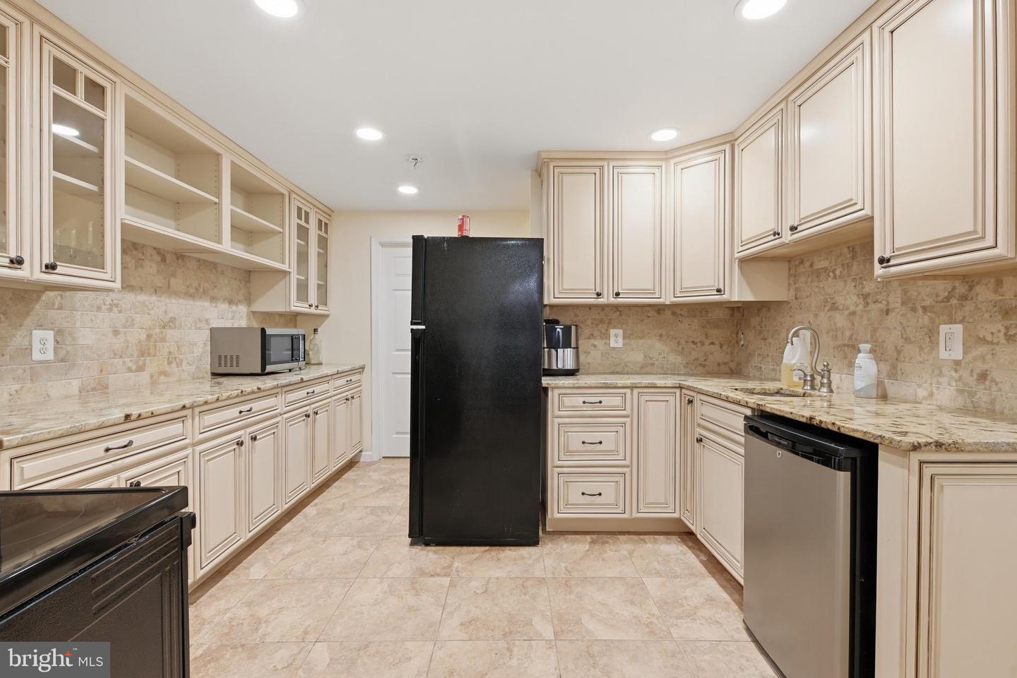 10952 Thistlewood Ct Property Photo 31
