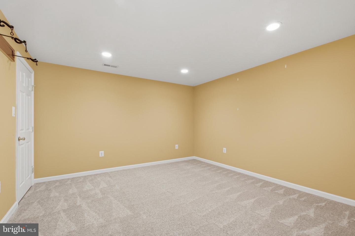 10952 Thistlewood Ct Property Photo 33