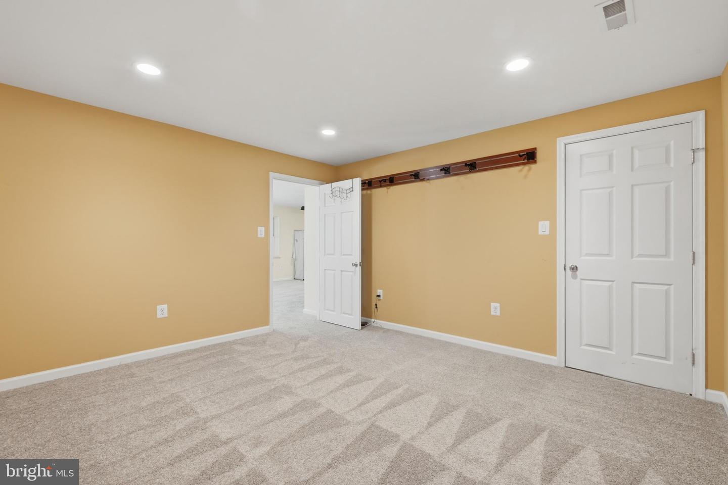 10952 Thistlewood Ct Property Photo 34
