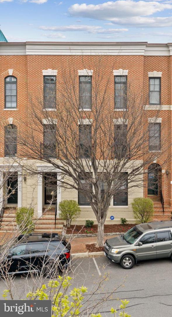 492 Harbor Side St Property Photo 2