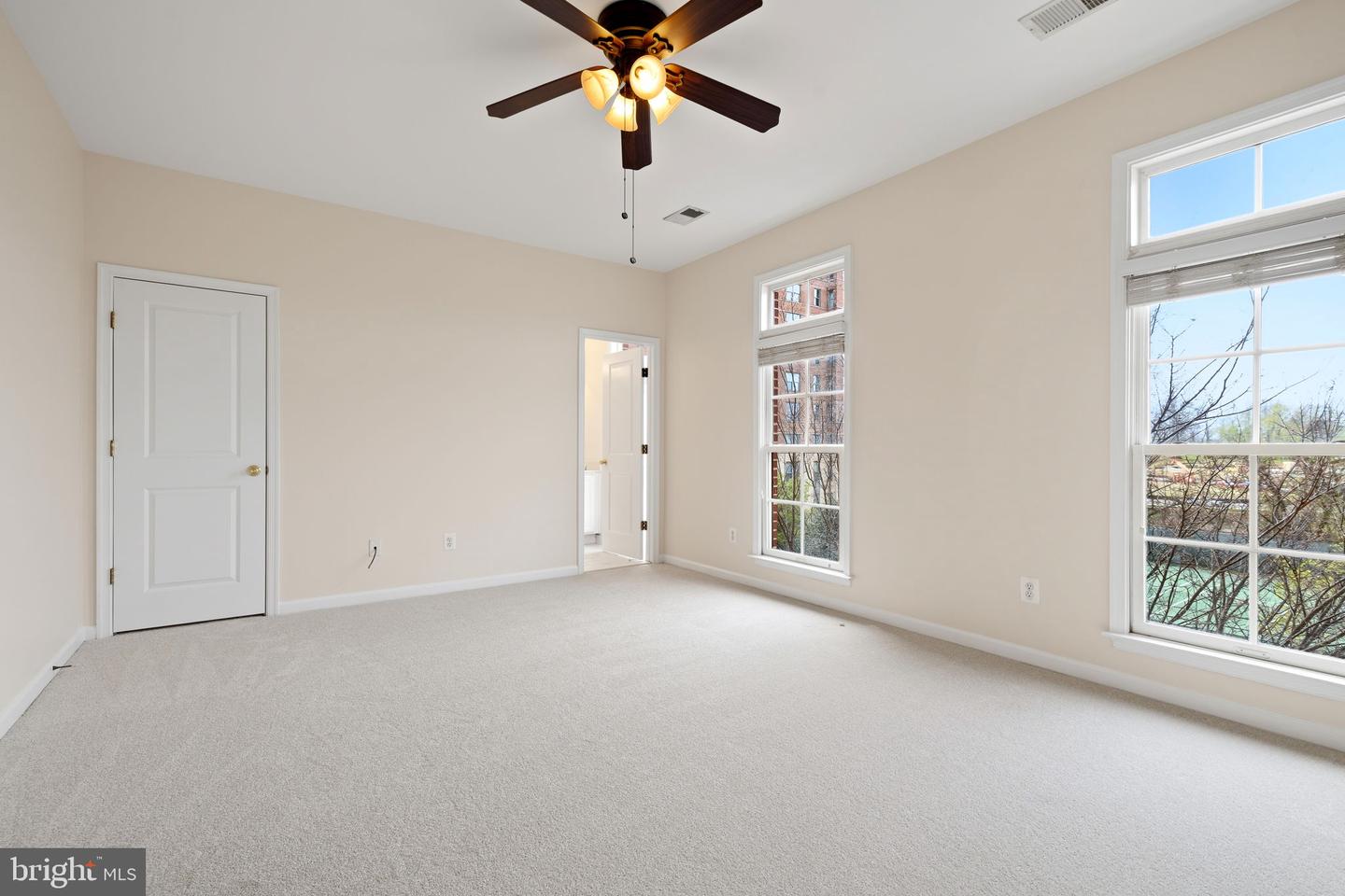 492 Harbor Side St Property Photo 27