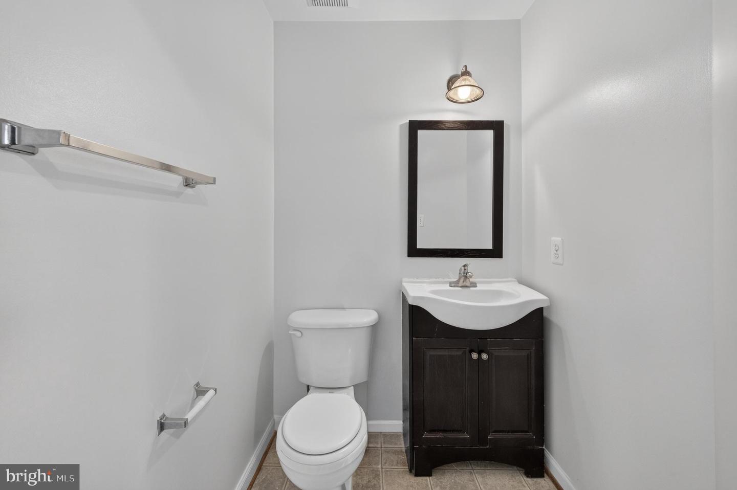15044 Gaffney Cir Property Photo 4